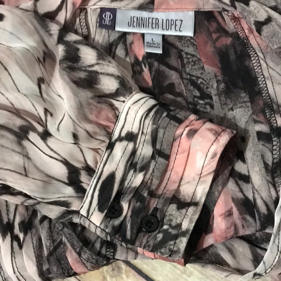 Jennifer Lopez Print Blouse sz Large - Picture 6 of 6